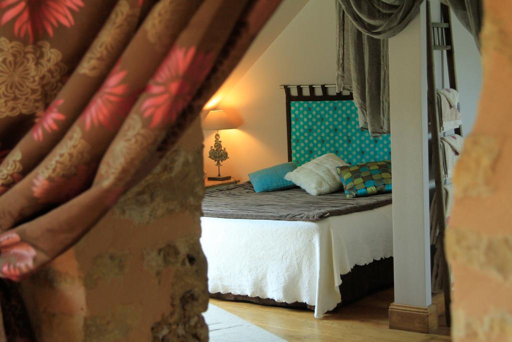 Maison D'Hotes La Maison De Leopold แตร์ราส์ซง ภายนอก รูปภาพ