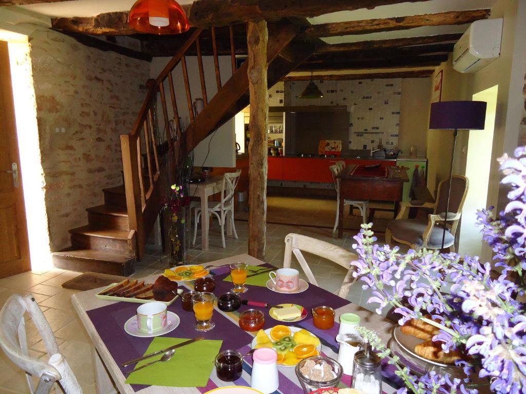 Maison D'Hotes La Maison De Leopold แตร์ราส์ซง ภายนอก รูปภาพ