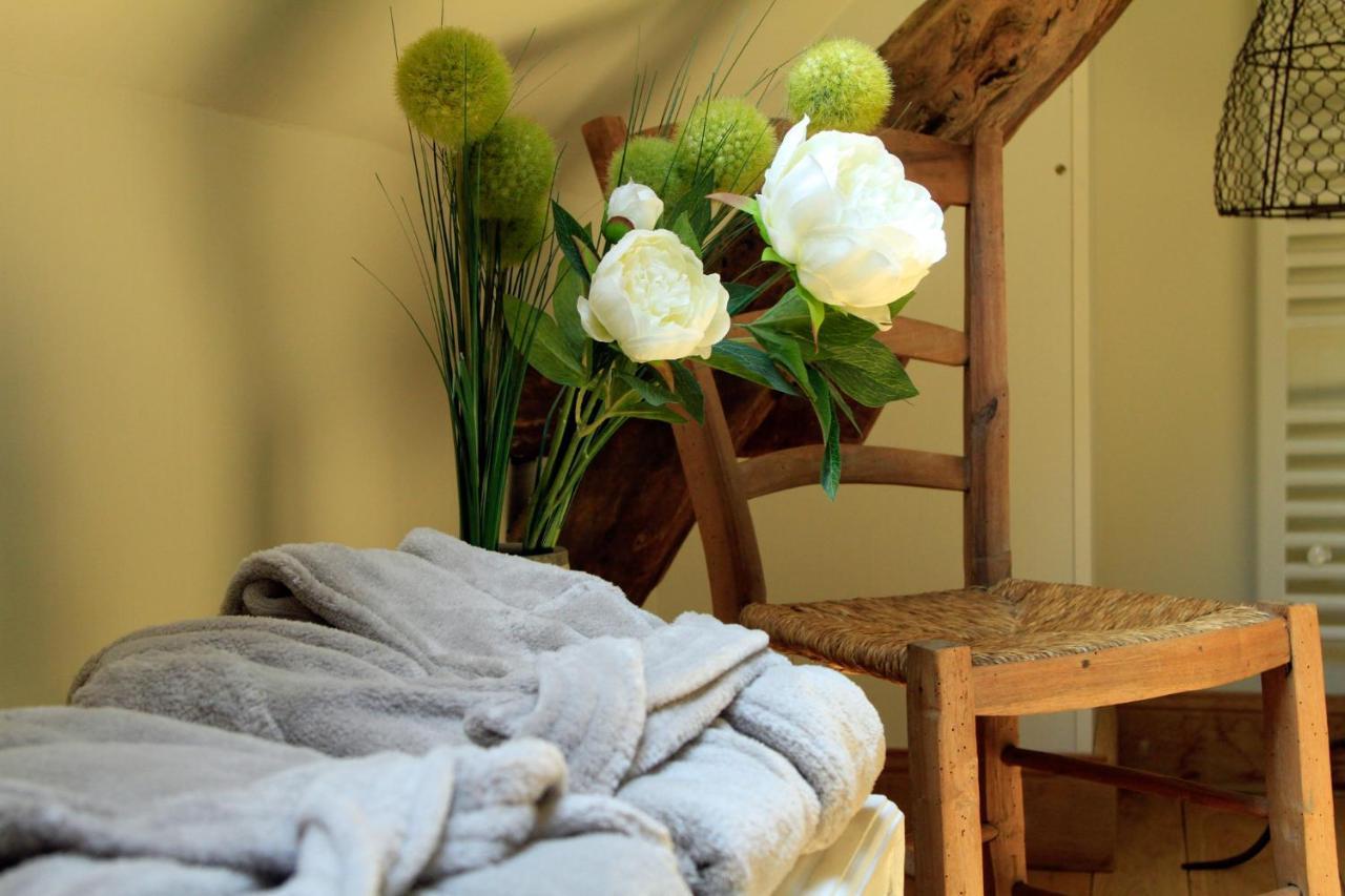 Maison D'Hotes La Maison De Leopold แตร์ราส์ซง ภายนอก รูปภาพ